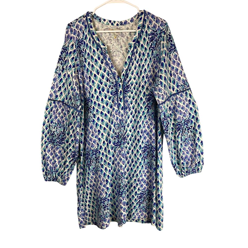 Lilly Pulitzer women's Toe in Blue white pineapple dress.